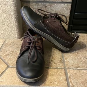 Merrell Ashland Tie Leather Sneakers size 6